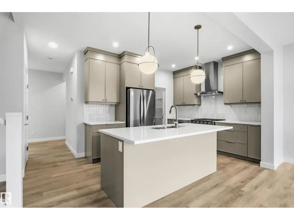 2372 Muckleplum Wy Sw, Edmonton