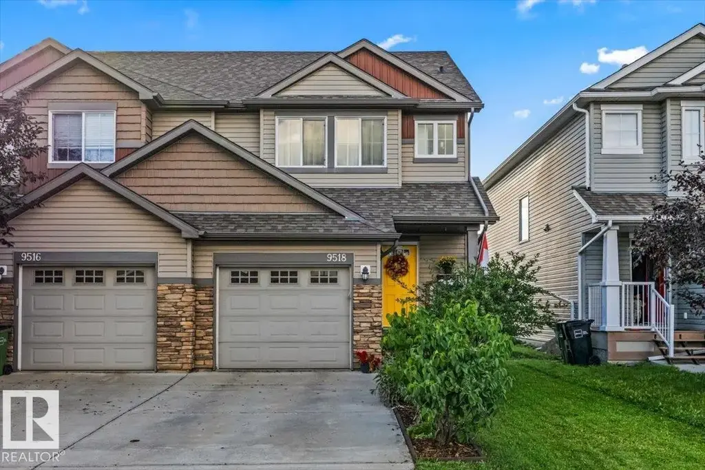 9518 Simpson Co Nw, Edmonton