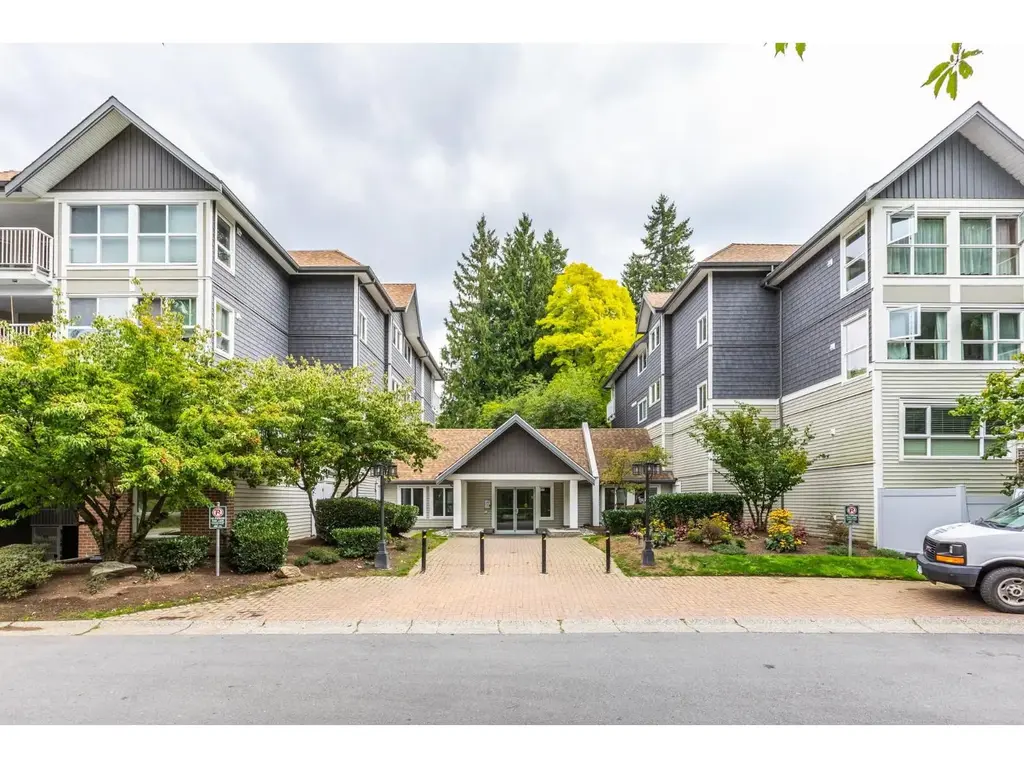 202 9688 148 Street, Surrey