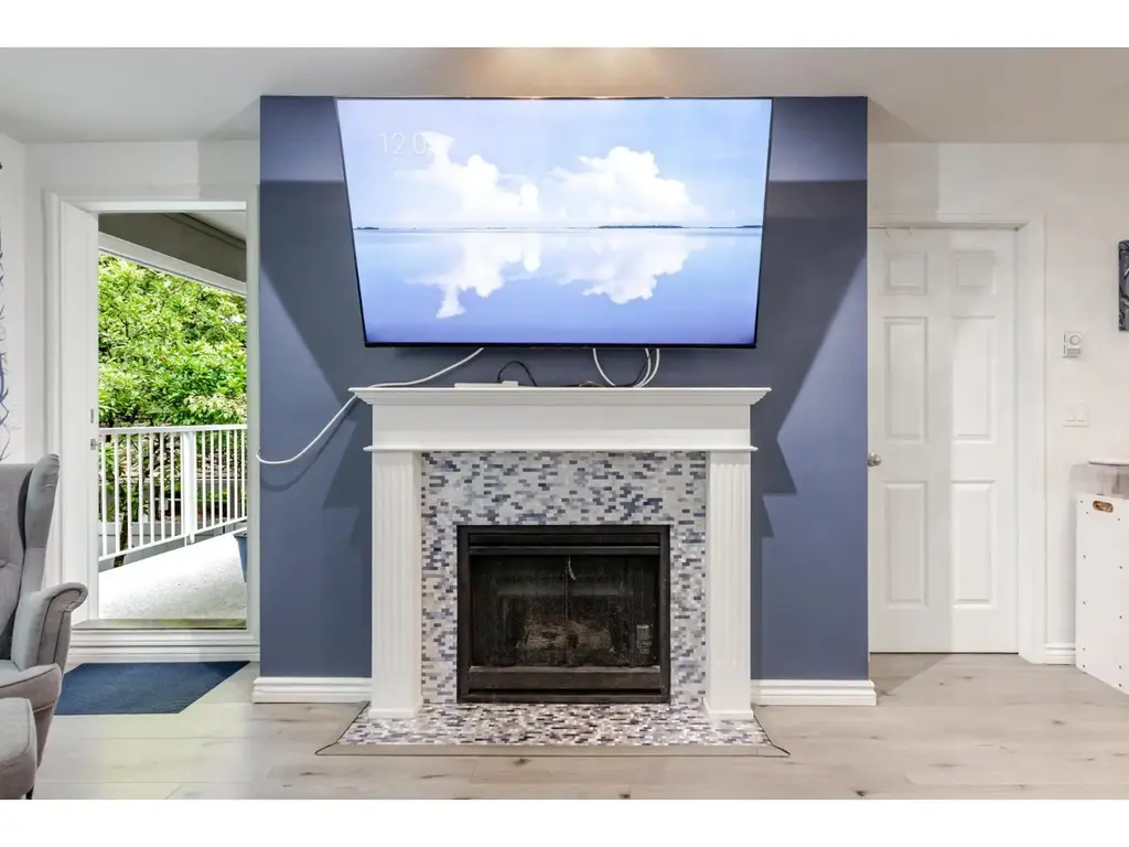 202 9688 148 Street, Surrey
