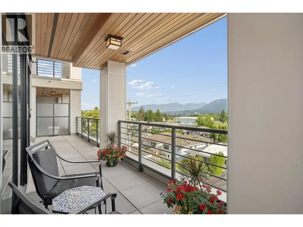 301 4721 Hastings Street, Burnaby