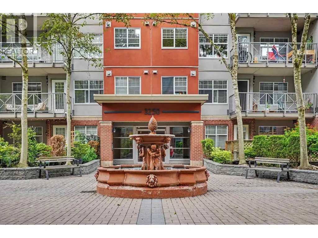 309 3260 St Johns Street, Port Moody