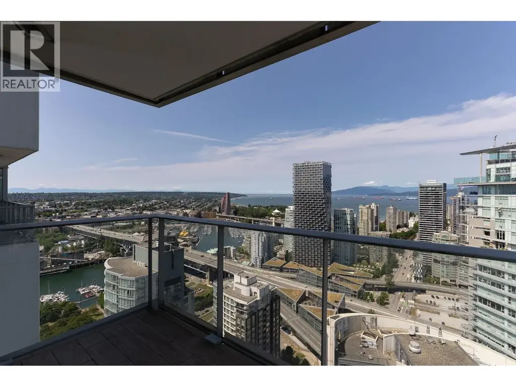 4201 499 Pacific Street, Vancouver