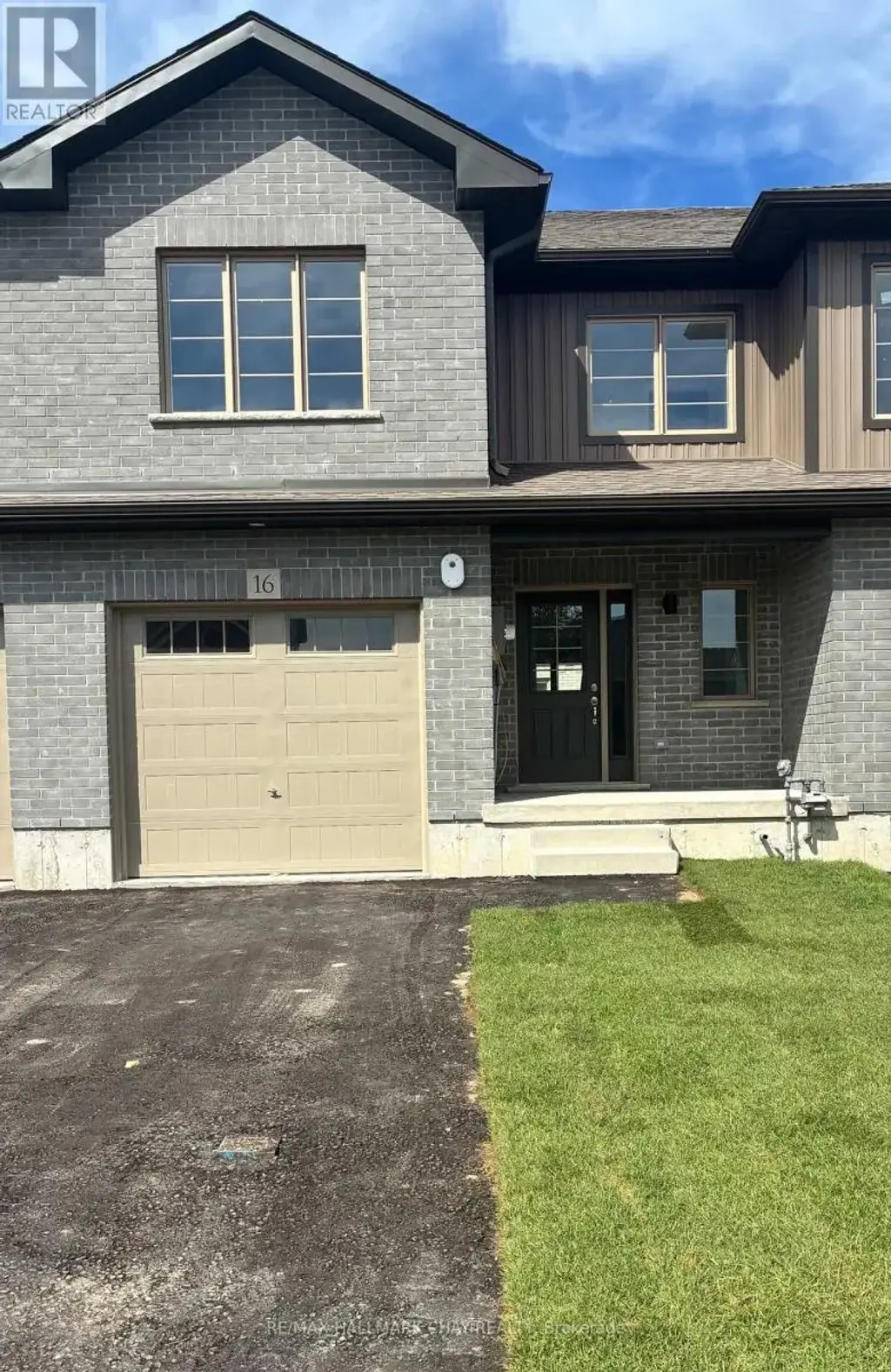 16 Beverly Street, Springwater (Elmvale)