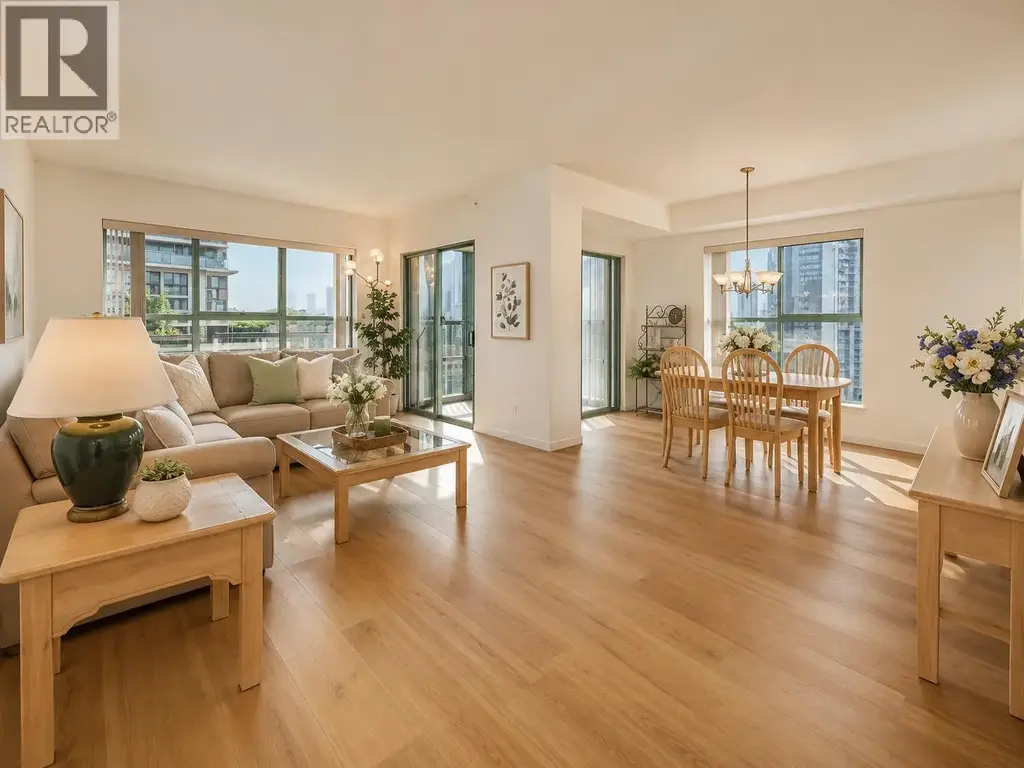 1903 909 Burrard Street, Vancouver