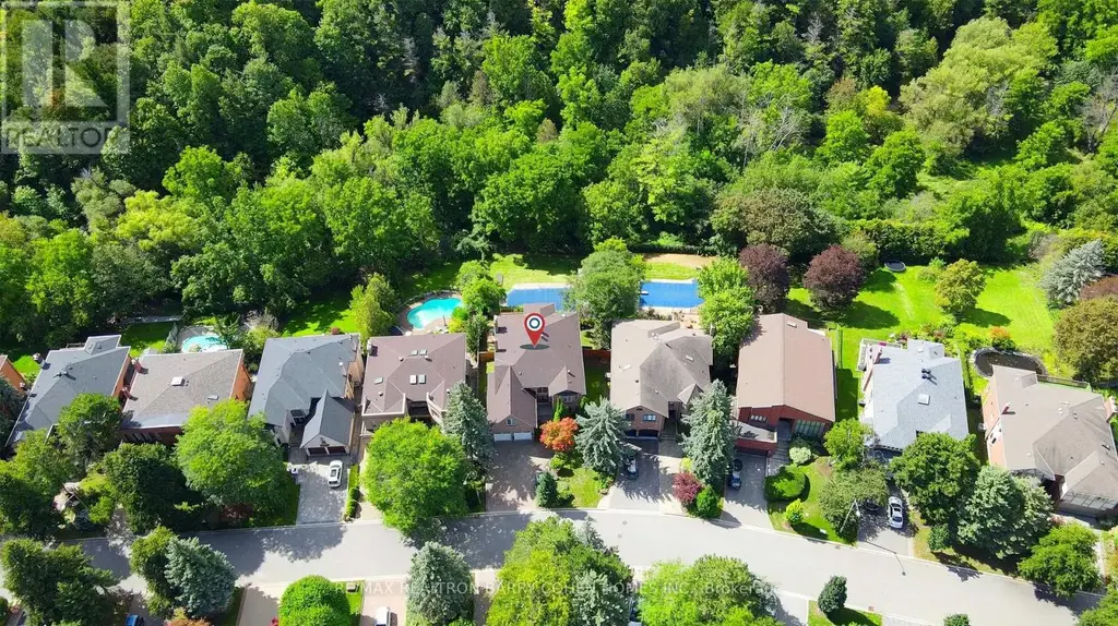 44 Prince Edward Boulevard, Markham (Thornlea)