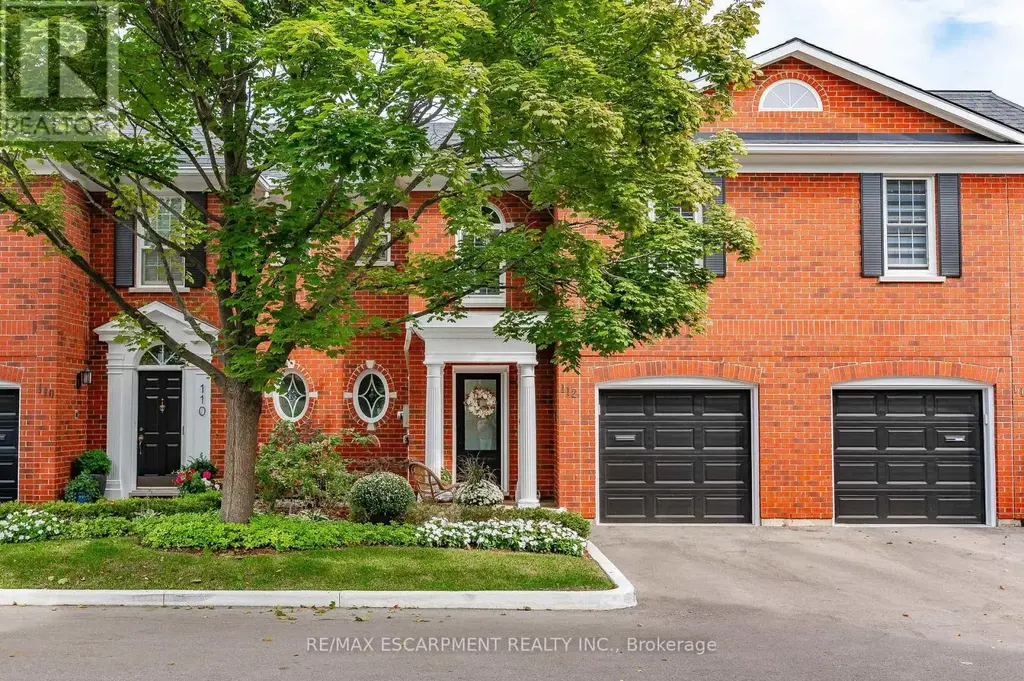 112 Fairwood Place W, Burlington (Bayview)