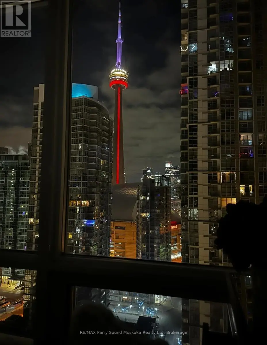 11 Brunel Court, Toronto (Waterfront Communities)