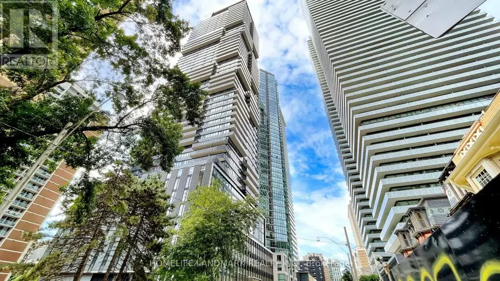 Th05 - 55 Charles Street E, Toronto (Church-Yonge Corridor)