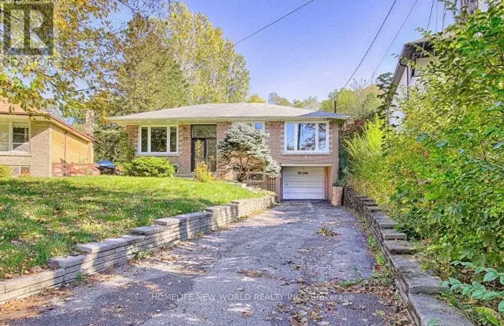 23 Chase Road, Toronto (Bayview Village)