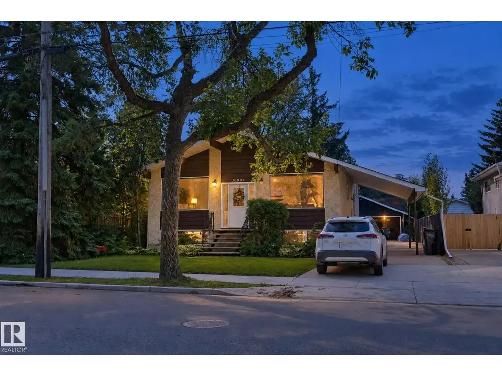 10807 54 Av Nw, Edmonton