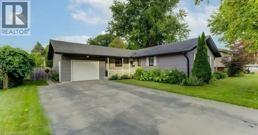 3 Blue Heron Court, Elmira