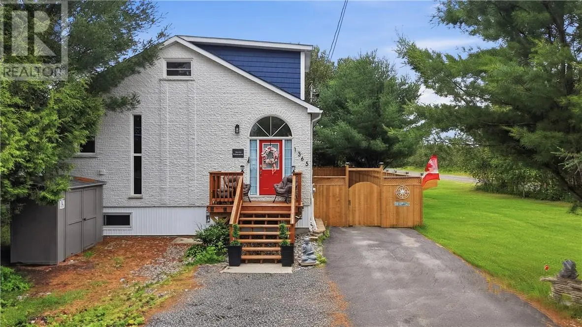 1365 Main Street, Val Caron