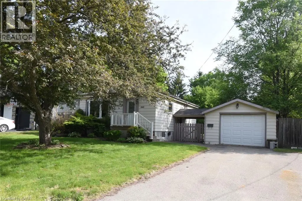 945 Glen View Avenue, Burlington