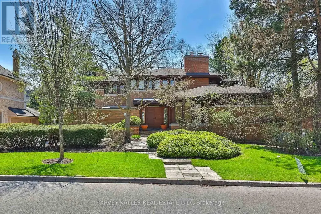 223 Hillhurst Boulevard, Toronto (Bedford Park-Nortown)