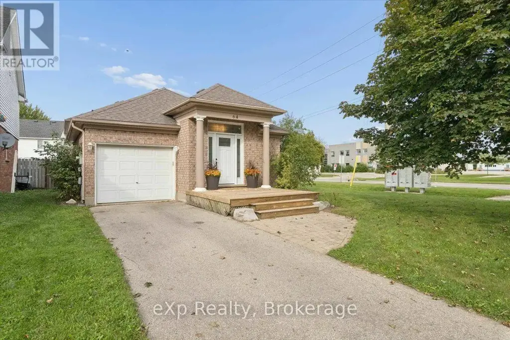 64 Buckthorn Crescent, Guelph (Grange Road)
