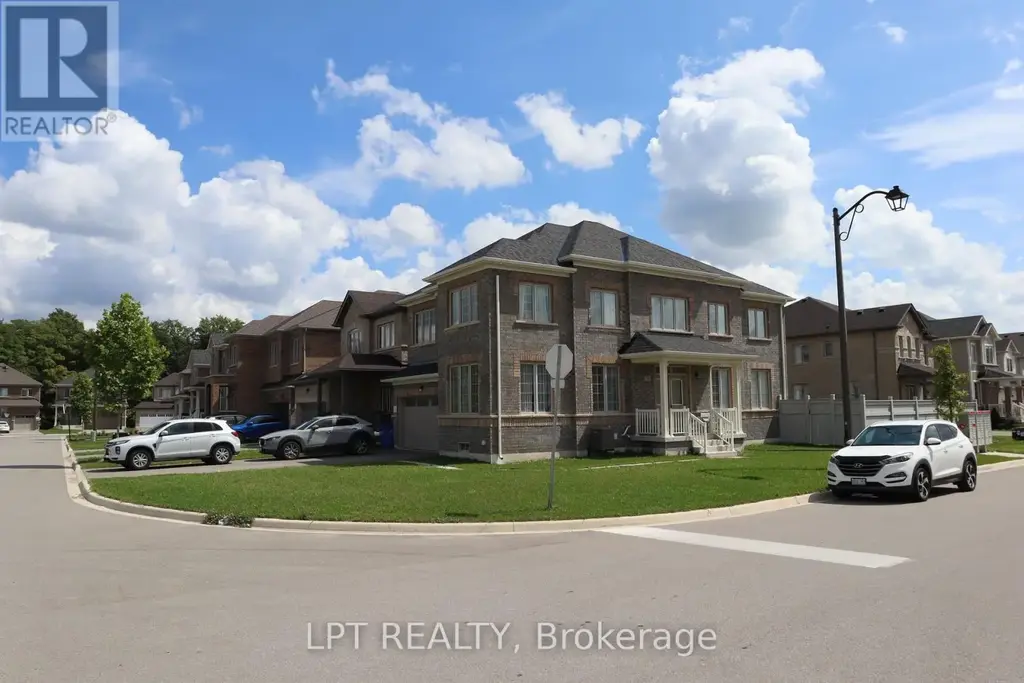 718 Anishinaabe Drive, Shelburne