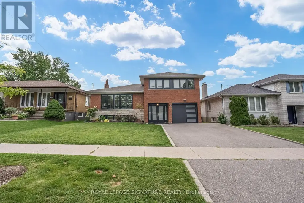 68 Stapleton Drive, Toronto (Kingsview Village-The Westway)