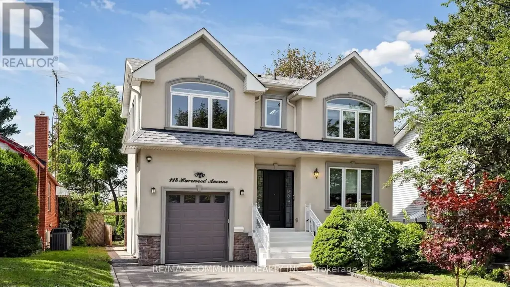 118 Harewood Avenue, Toronto (Cliffcrest)