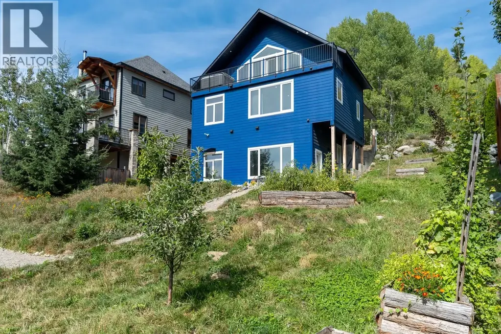 1007 Silvertip Road, Rossland