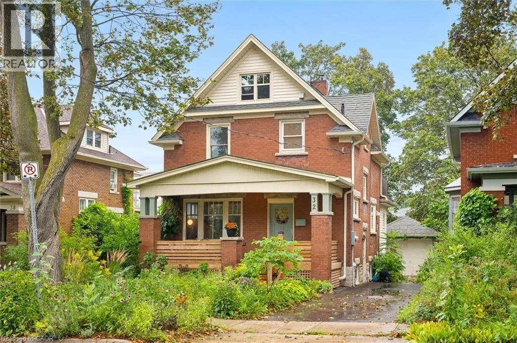32 Mary Street, Kitchener