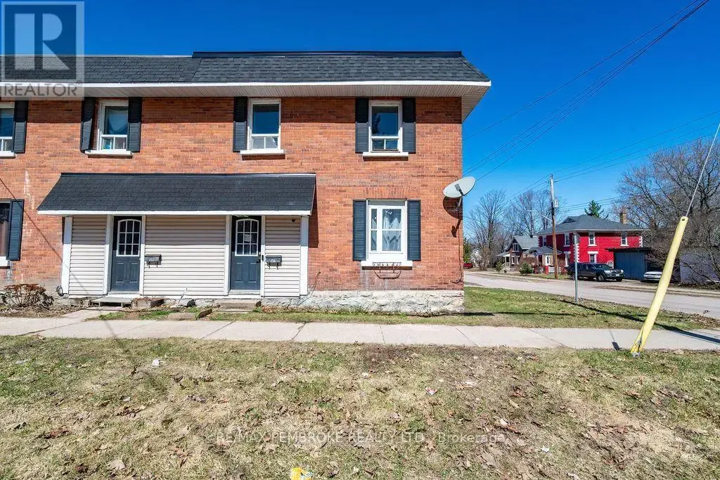 503 Miller Street, Pembroke