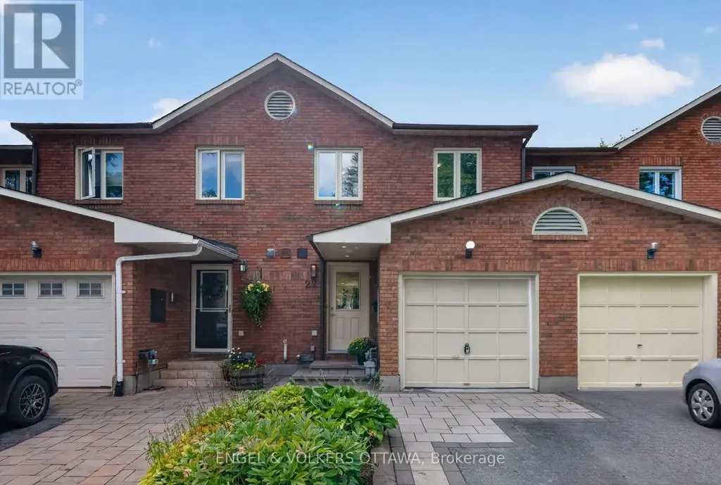 22 Chestnut Street, Ottawa