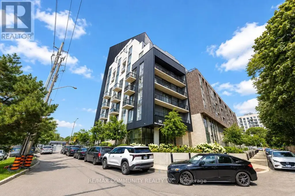 320 - 90 Glen Everest Road, Toronto (Birchcliffe-Cliffside)
