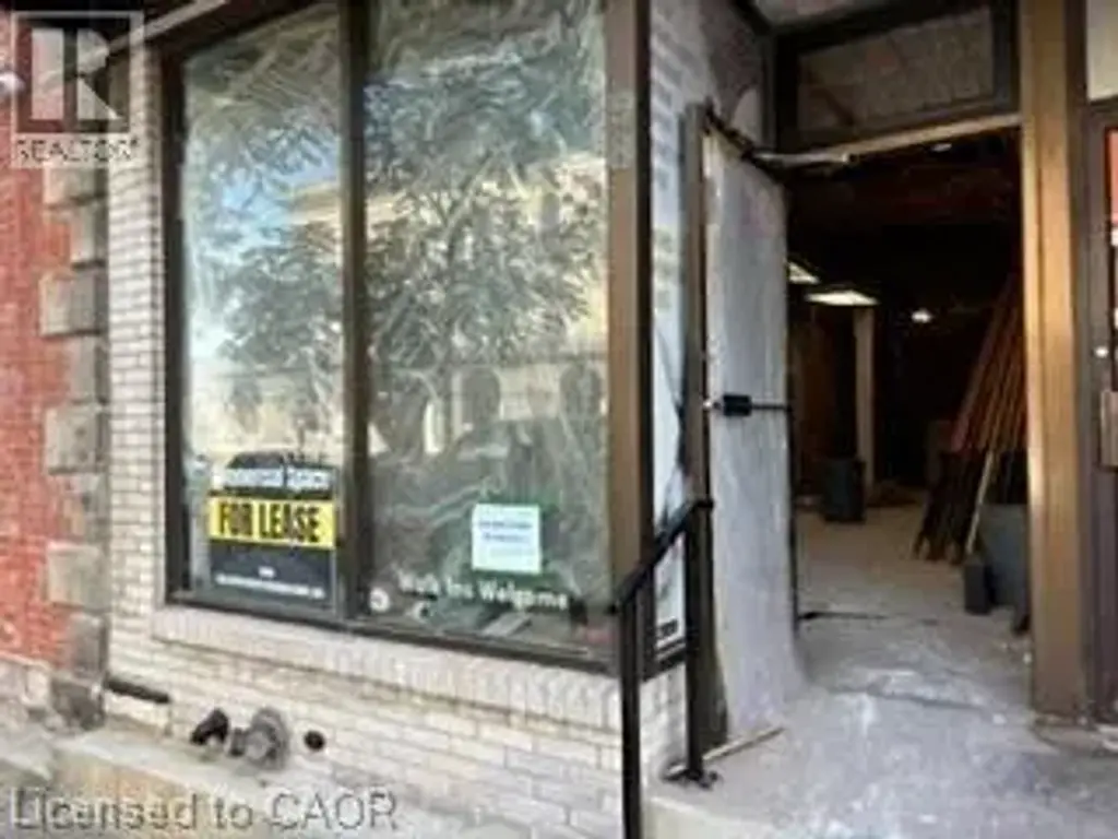98 W King Street W, Dundas