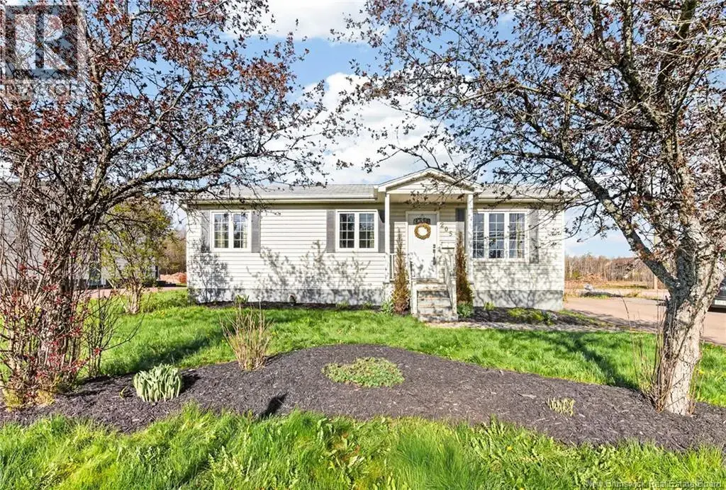 205 Thomas Street, Dieppe