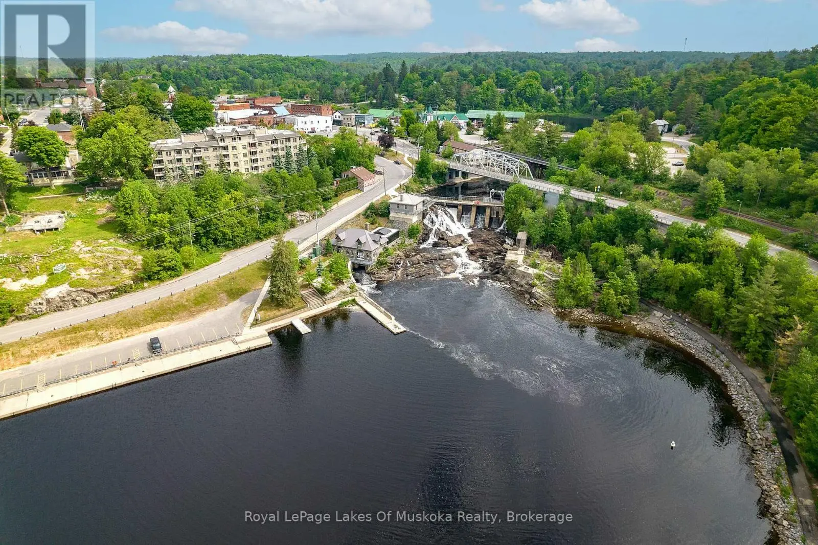 403 - 24 Ontario Street, Bracebridge