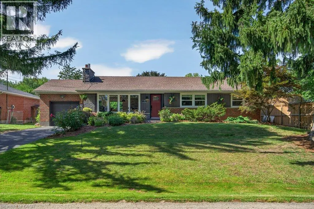 395 Lark Avenue, Burlington