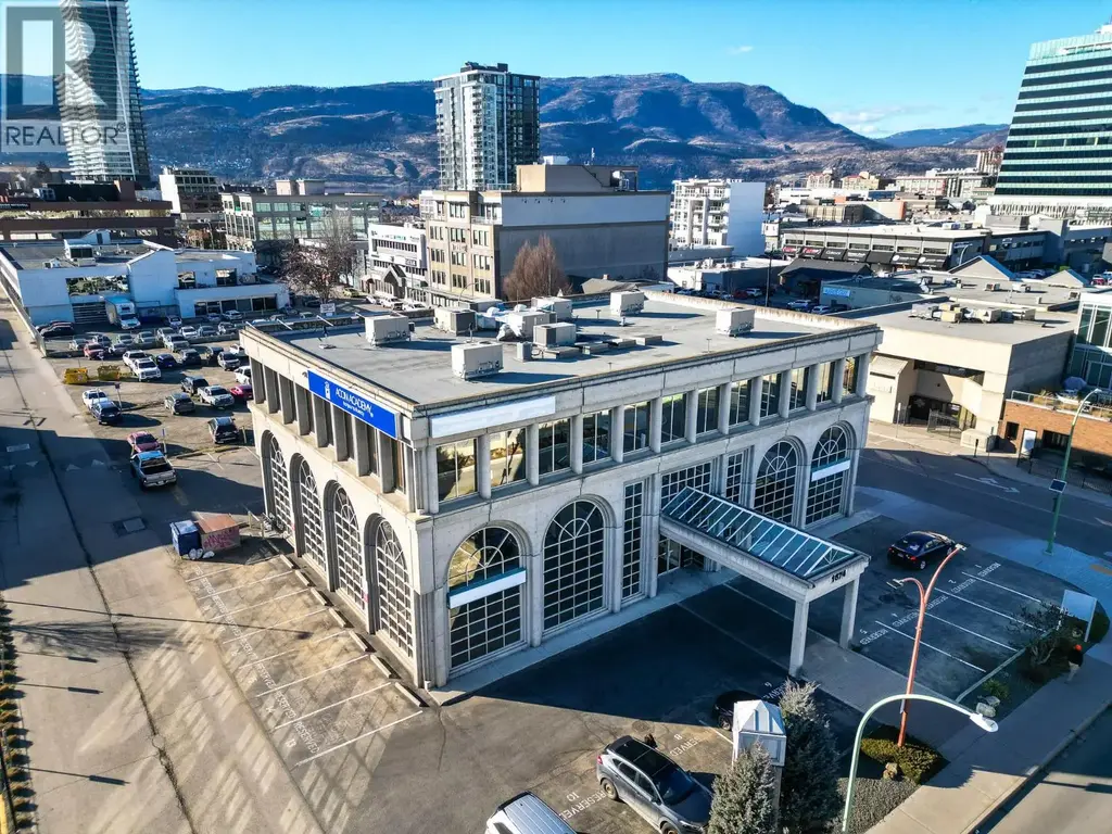 1674 Bertram Street Unit# 300, Kelowna