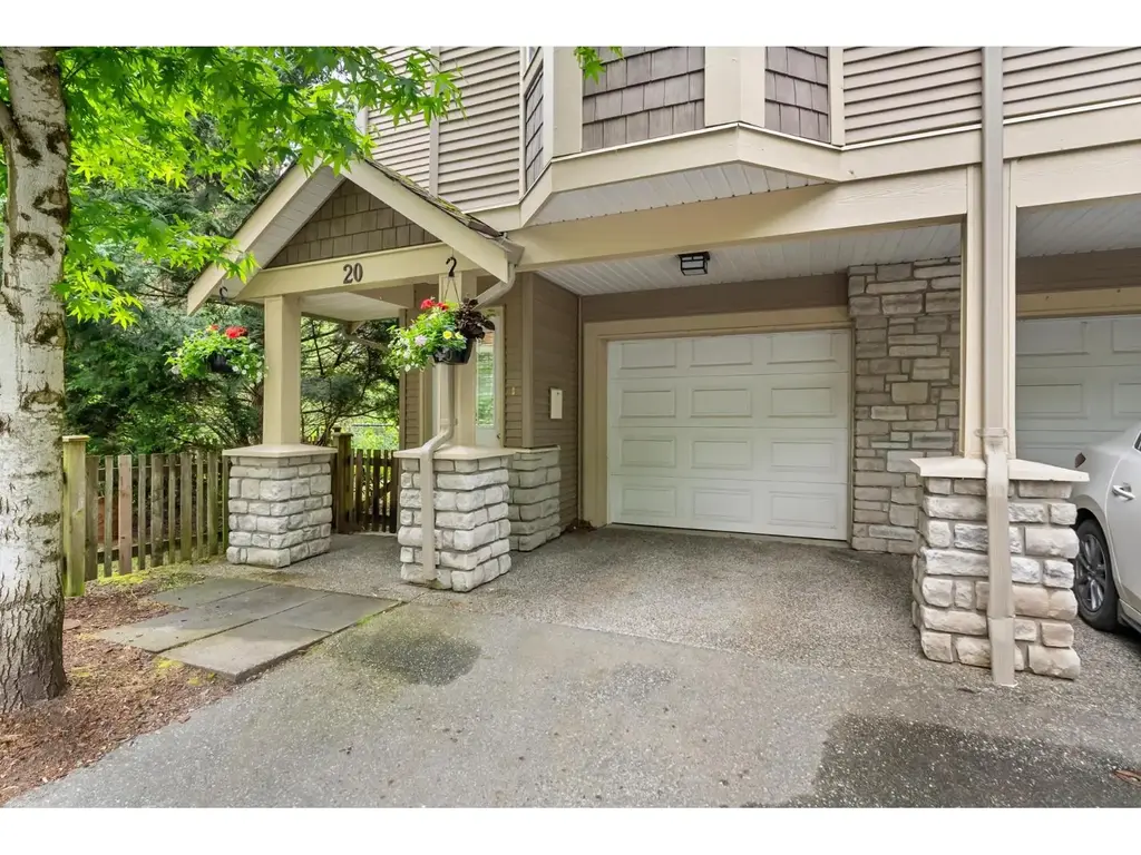 20 33321 George Ferguson Way, Abbotsford