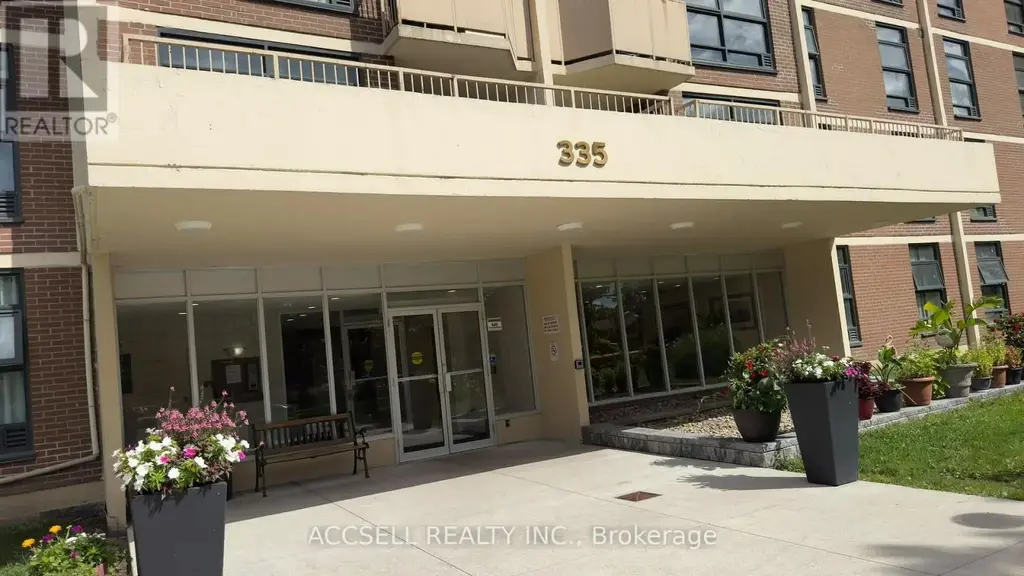 412 - 335 Driftwood Avenue, Toronto (Black Creek)