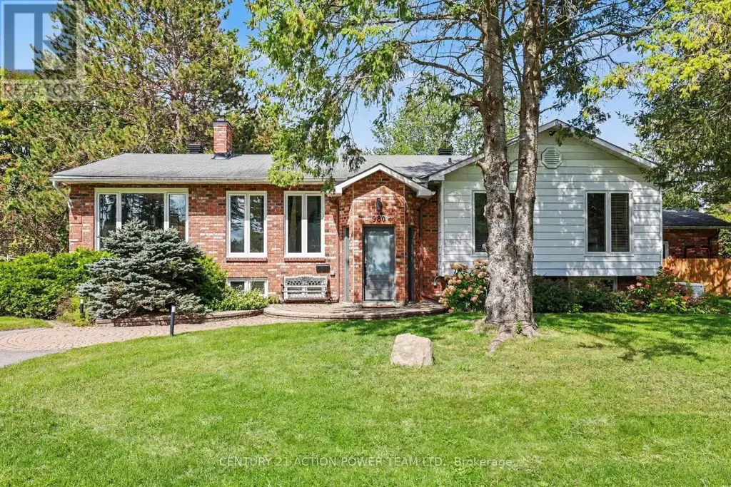 980 Galaxie Avenue, Ottawa