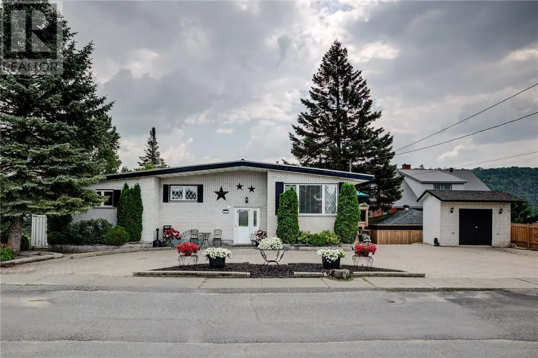 35 Cedar Street, Levack