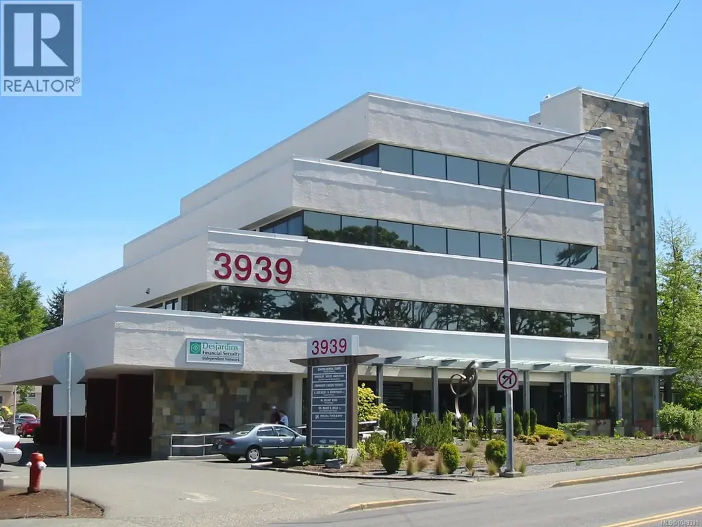 203a 3939 Quadra St, Saanich