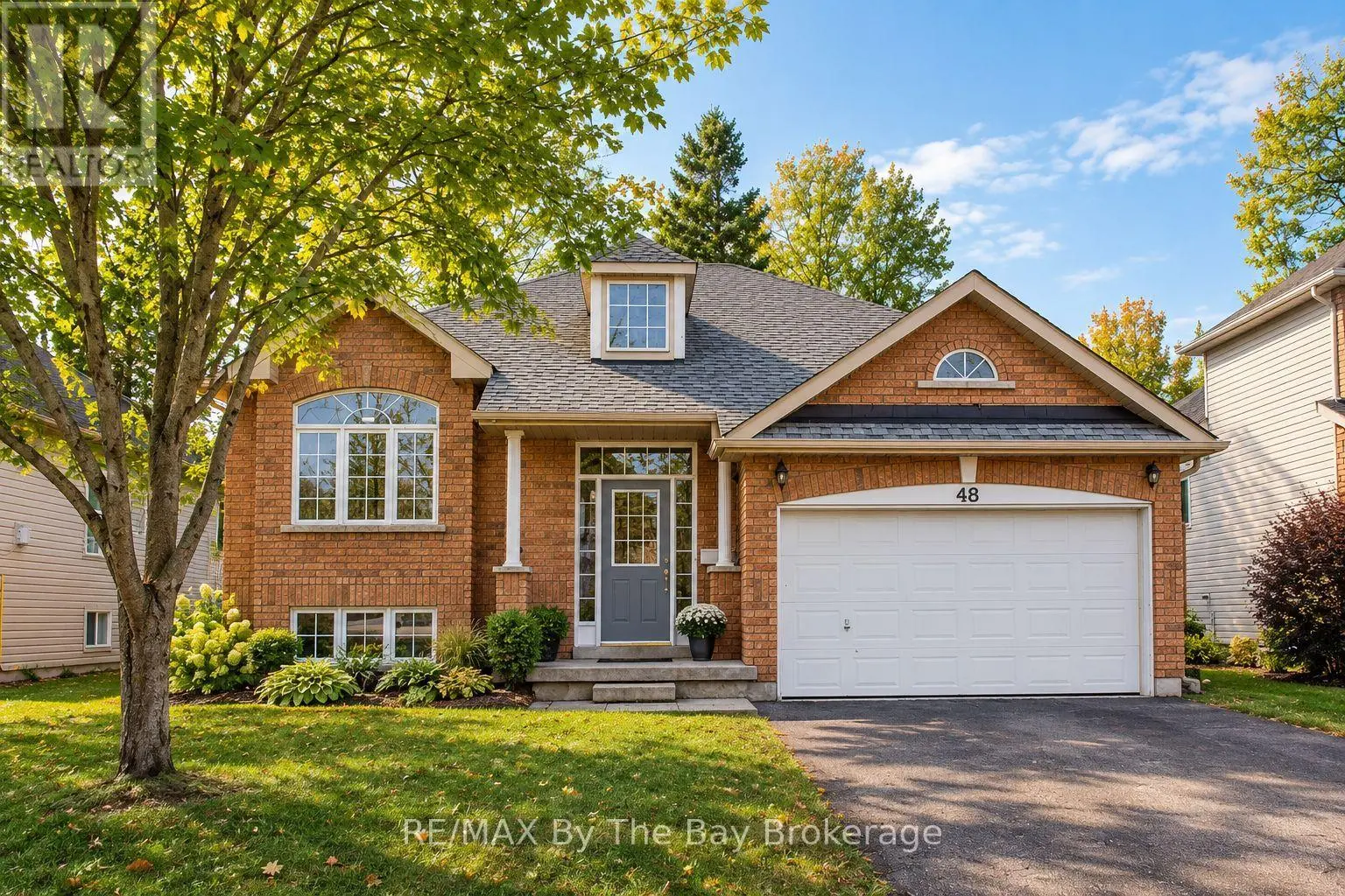 48 Rose Valley Way, Wasaga Beach