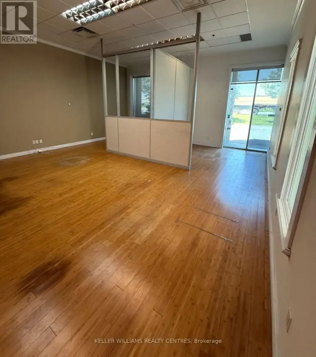 1d - 2380 Royal Windsor Drive, Mississauga (Southdown)