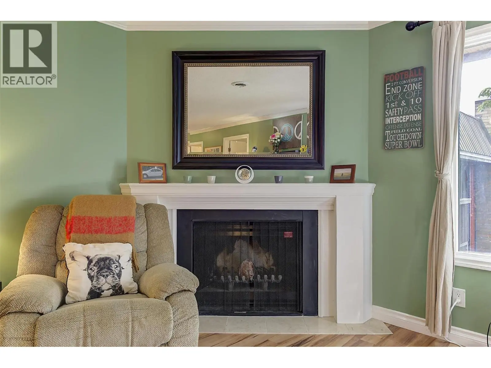 1870 Parkinson Way Unit# 205. Kelowna, British Columbia