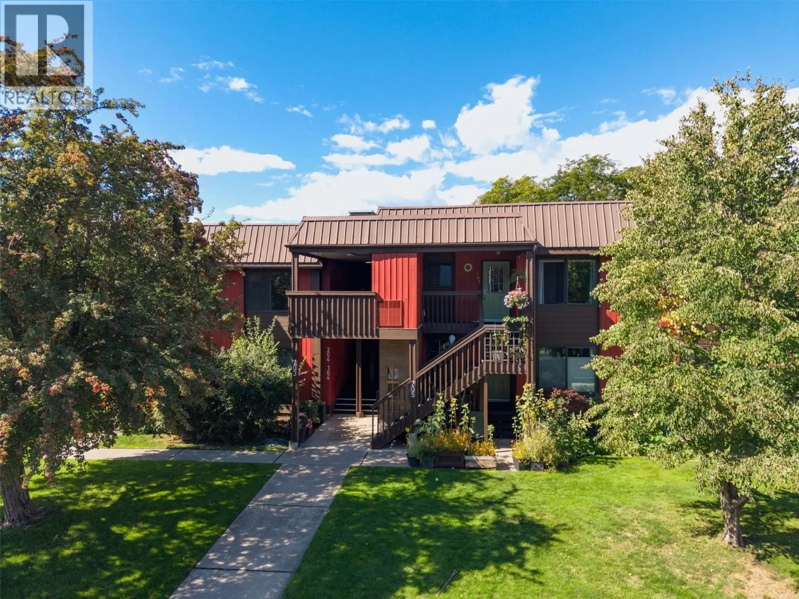 1870 Parkinson Way Unit# 205. Kelowna, British Columbia