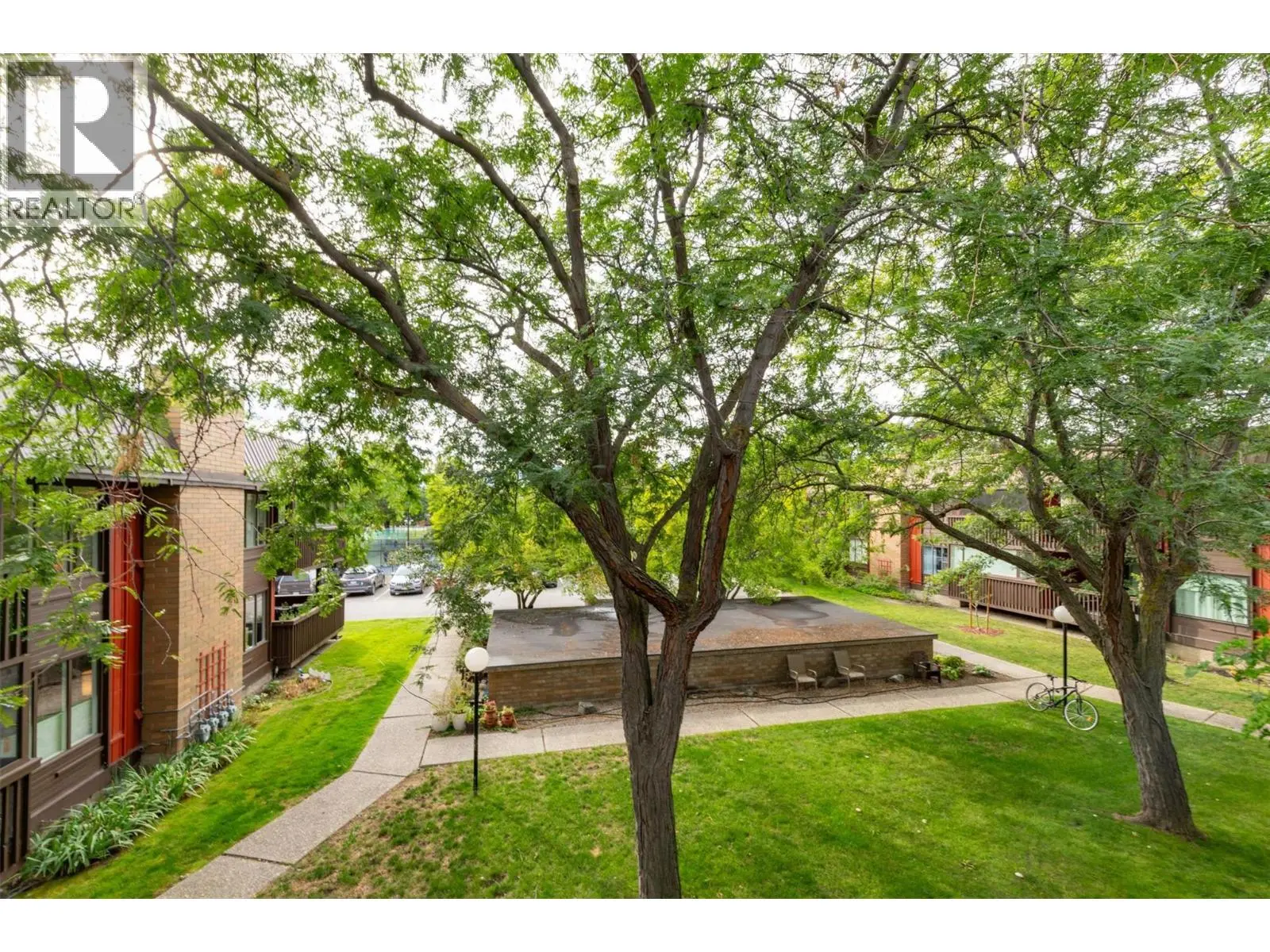 1870 Parkinson Way Unit# 205. Kelowna, British Columbia