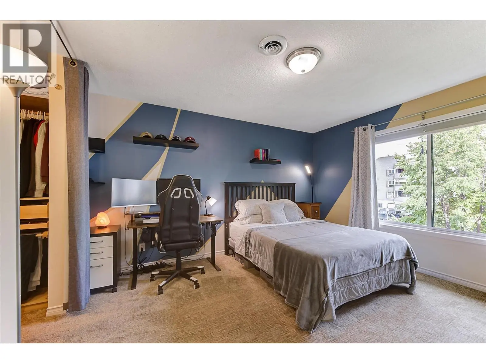 1870 Parkinson Way Unit# 205. Kelowna, British Columbia