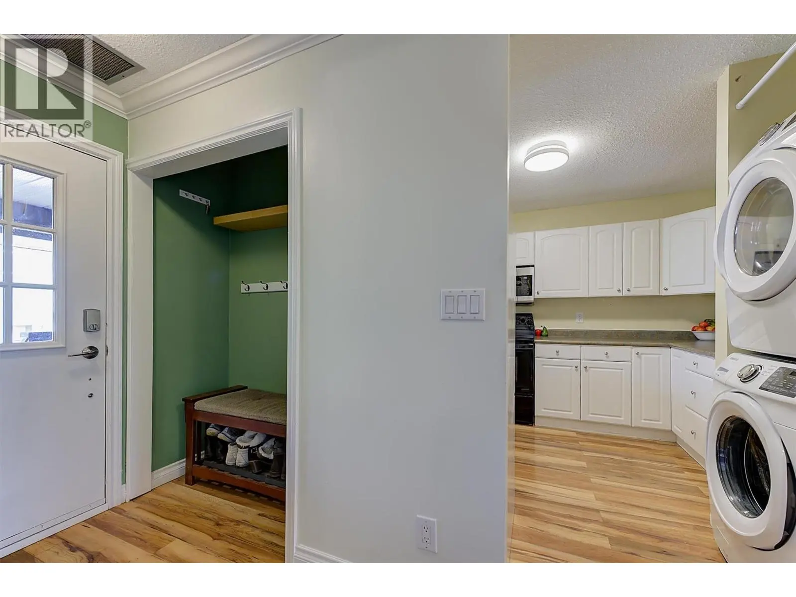 1870 Parkinson Way Unit# 205. Kelowna, British Columbia