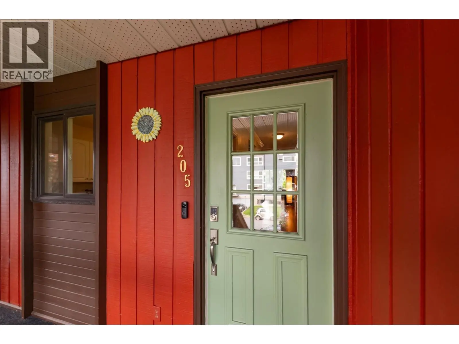 1870 Parkinson Way Unit# 205. Kelowna, British Columbia