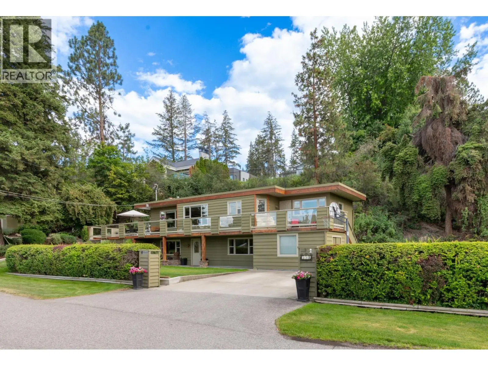 391 Braeloch Road. Kelowna, British Columbia