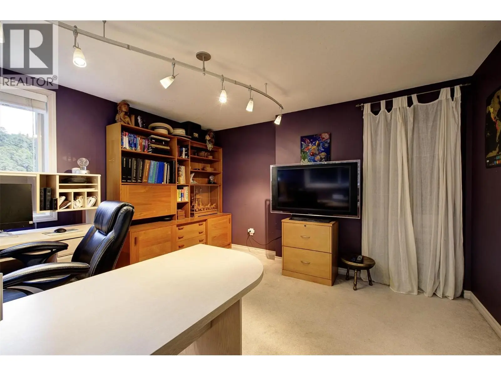 391 Braeloch Road. Kelowna, British Columbia