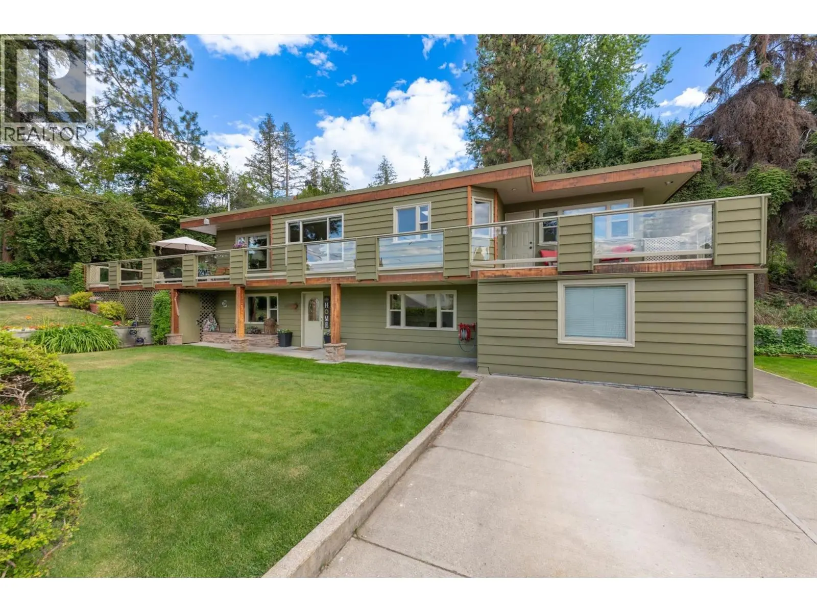 391 Braeloch Road. Kelowna, British Columbia