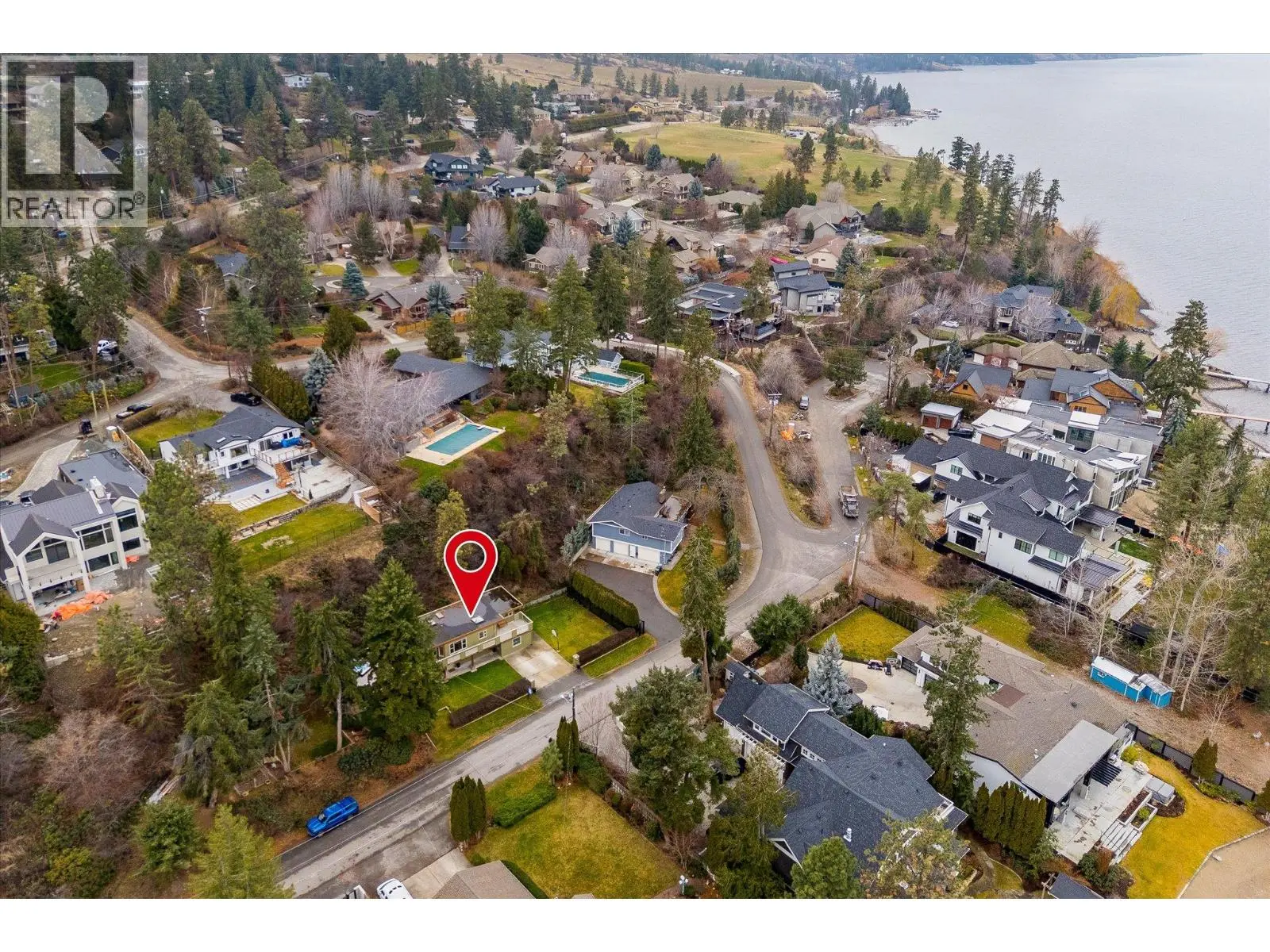 391 Braeloch Road. Kelowna, British Columbia